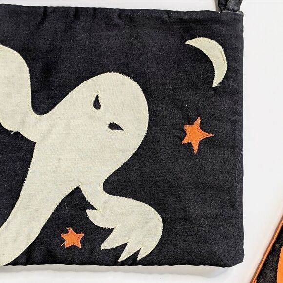 Cotton Halloween Quilted Potholders Set Of Two - Picture 2 of 5